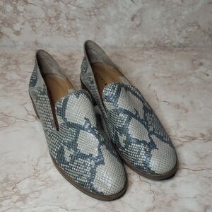 Lucky Brand Snakeskin Patterned Loafers Women's Shoes Size 8